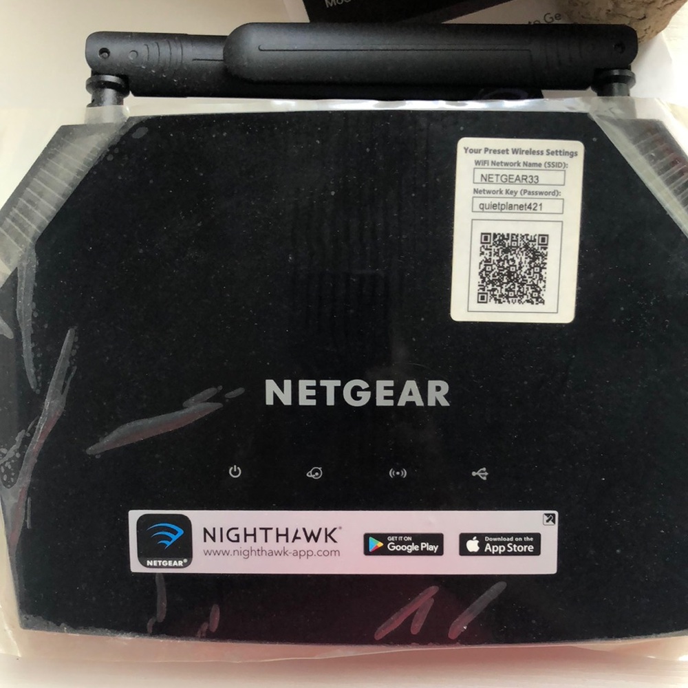 NETGEAR AC1600 WiFi Router - Model - R6260-Black - Picture 9 of 11